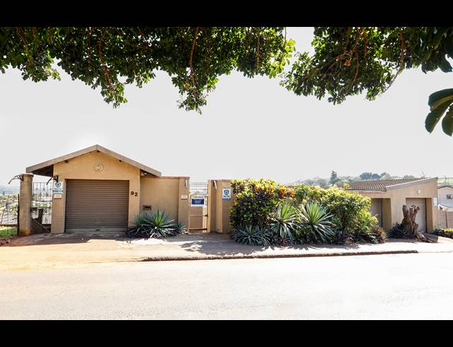 3 BEDROOM HOUSE FOR SALE IN CARRINGTON HEIGHTS